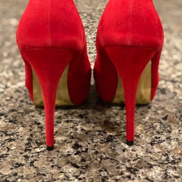 Red Platform Pumps - Picture 3 of 3